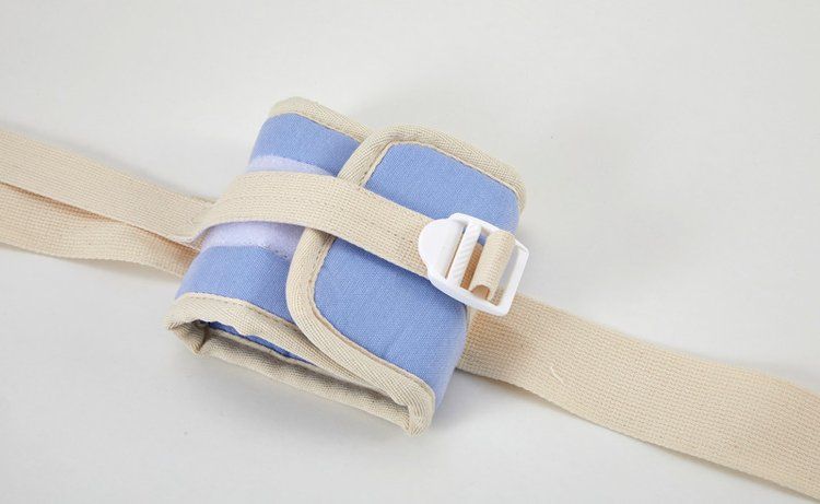 Hand and foot restraint straps, restraint straps, nursing home straps, two hand fixation straps, B-004, comfortable manufacturer investment attraction