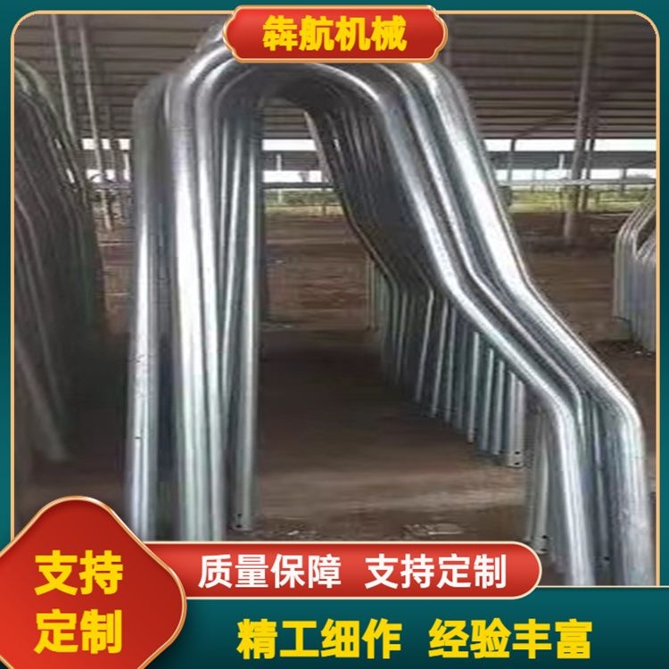 Benhang Machinery has a wide range of models and specifications for double bedroom corrosion-resistant hot-dip galvanized pipes used for dairy cows