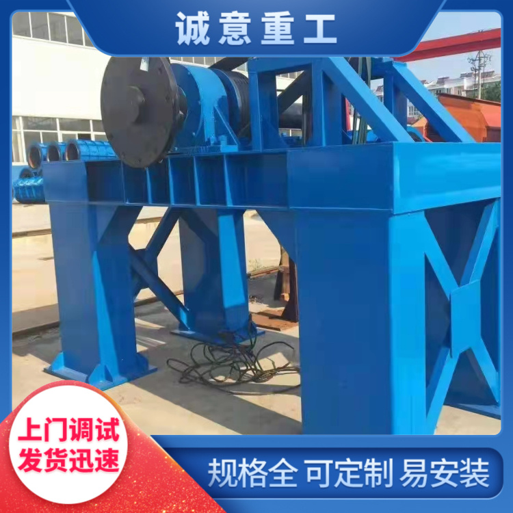 The maintenance cost of cement pipe making machine is relatively low, and the specifications and models of concrete equipment are optional