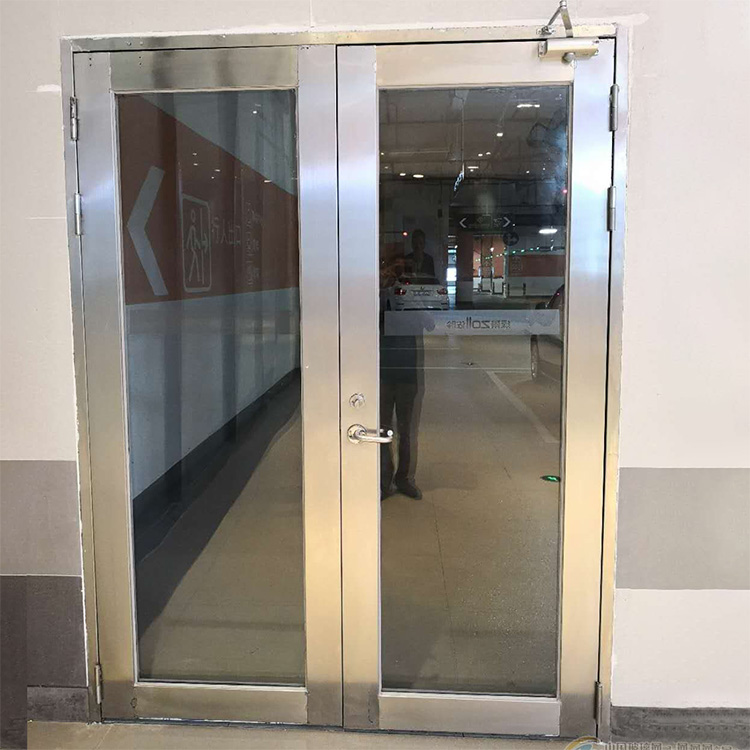 Crystal nano silicon double door fireproof glass door is stable and reliable, with product report Baodun