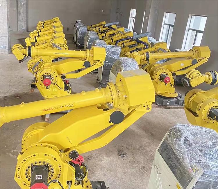 Pengju supplies FANUC Robot used palletizing robot universal manipulator injection molding