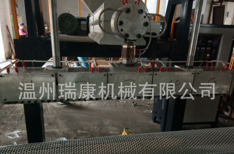 Wenzhou Ruikang Machinery Co., Ltd. Equipment High Output Air Cushion Film Unit HDPE