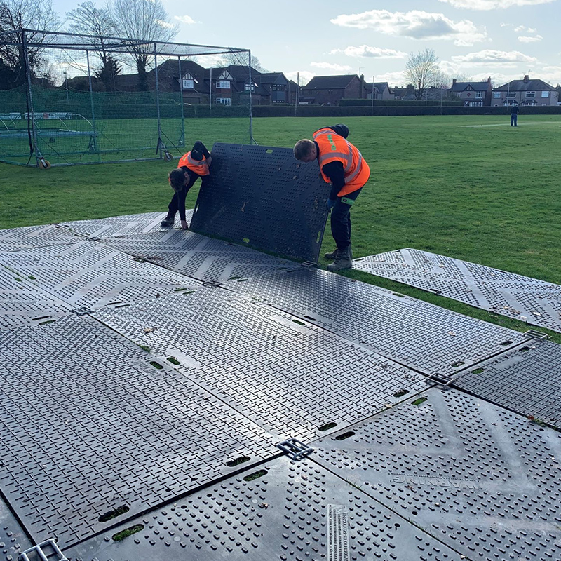 Grassland landscaping engineering plastic anti sinking pad, double-sided modified road substrate, compressive insulation, non-conductive expansion