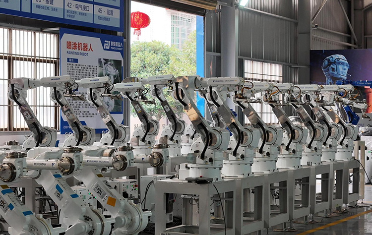 Pengju Second hand Yaskawa Robot MCL20 Spray Robot Provides Debugging Training and Warranty